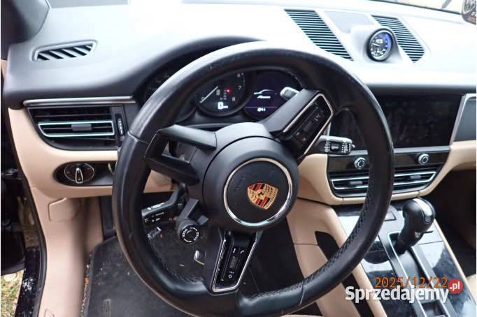 PORSCHE MACAN 2023 198400 ccm 265 112411km