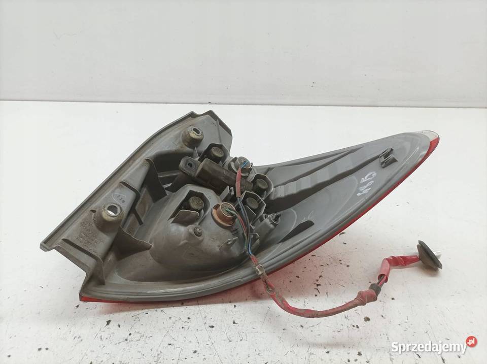 LAMPA TYŁ LEWA EU Toyota VersoS I 20102017