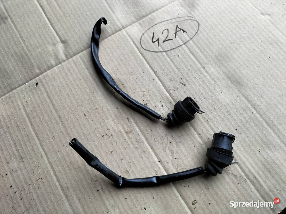 AUDI 80 B4 80B4 WTYCZKA KOSTKA WIĄZKA LAMPY Pozostałe Kamień-Kolonia