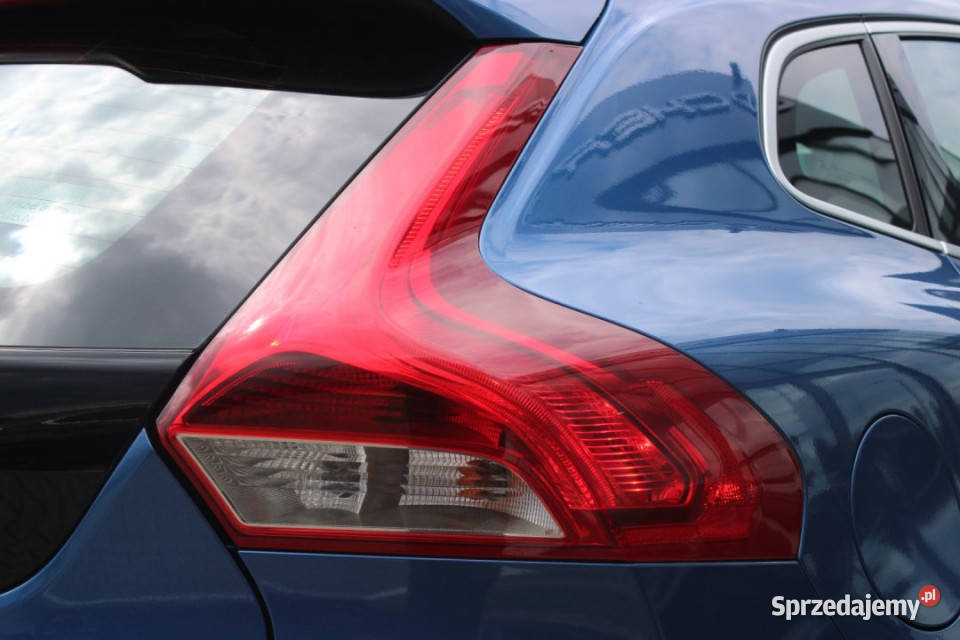 Volvo V40 2016r Salon Polska Xenon Nawigacja
