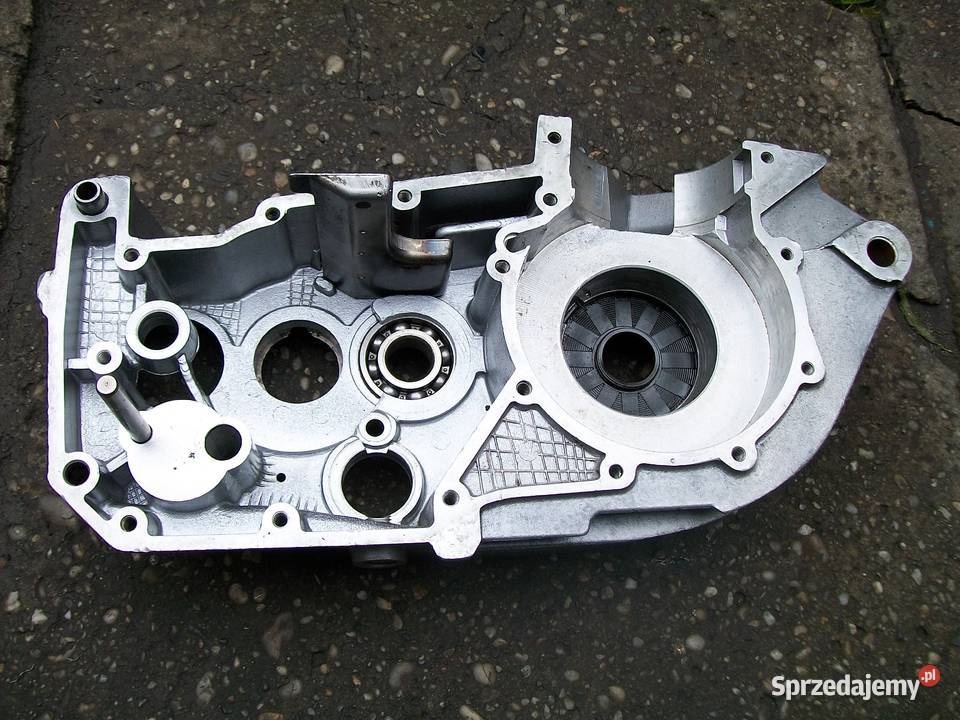 Mz TS 250 2501 5 PIĘĆ BIEGÓW KARTER SILNIKA LEWY Kartery Świerzawa