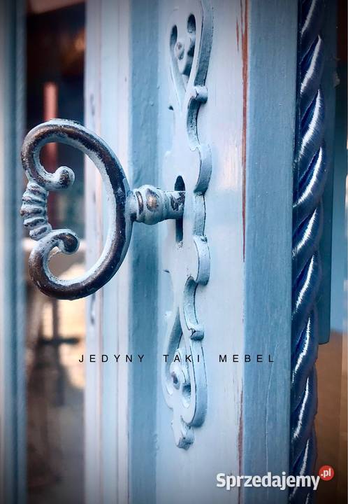 Kredens witryna w stylu shabby chic niebieski