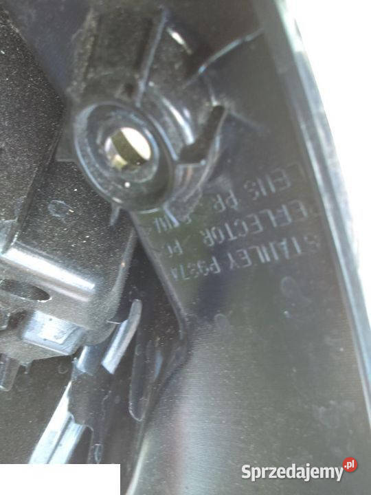 MITSUBISHI ASX LAMPA TYŁ LEWA W BŁOTNIK osobowe lubelskie Kozubszczyzna
