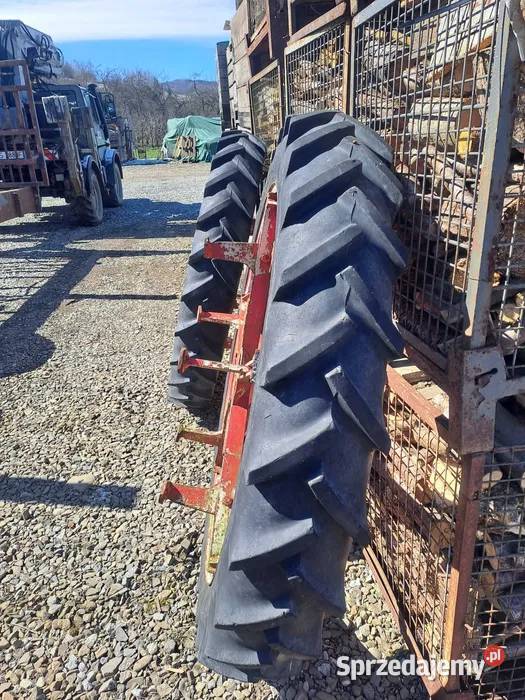 Wąskie koła bliźniaki z szybkozłączami Pasują na Łącko