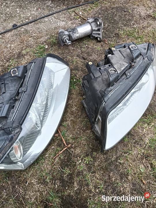 Lampy a4 b6 s4 xenon kompletne oryginalne EU osobowe Poniec sprzedam