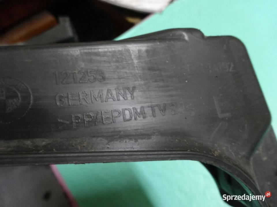 BMW X3 E83 04r ślizg lampy lewa przód 3414309