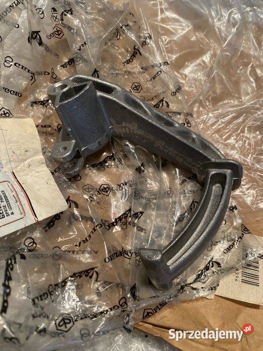 Piaggio Vespa PX125E PX150E PX200E 50 Pedał wielkopolskie Poznań