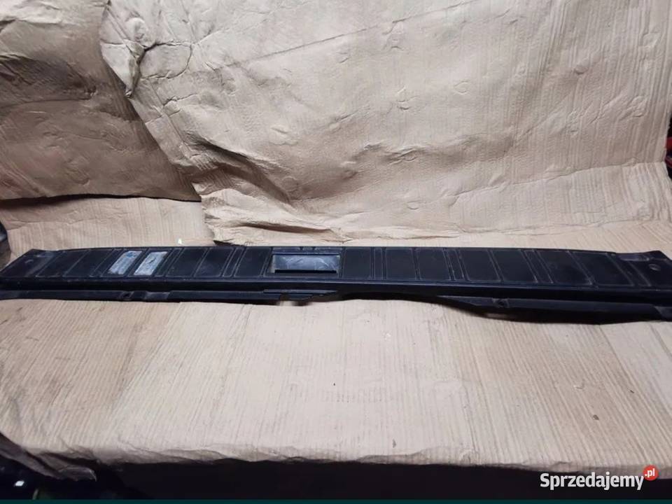 Listwa plastik bagażnika BMW E34 kombi śląskie Żory