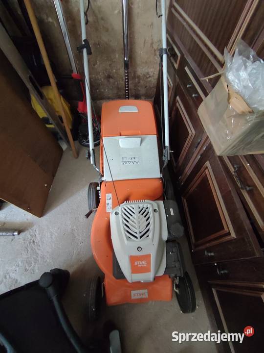 Sprzedam kosiarkę Stihl mało używana Do kosiarek Brzeźnica-Kolonia