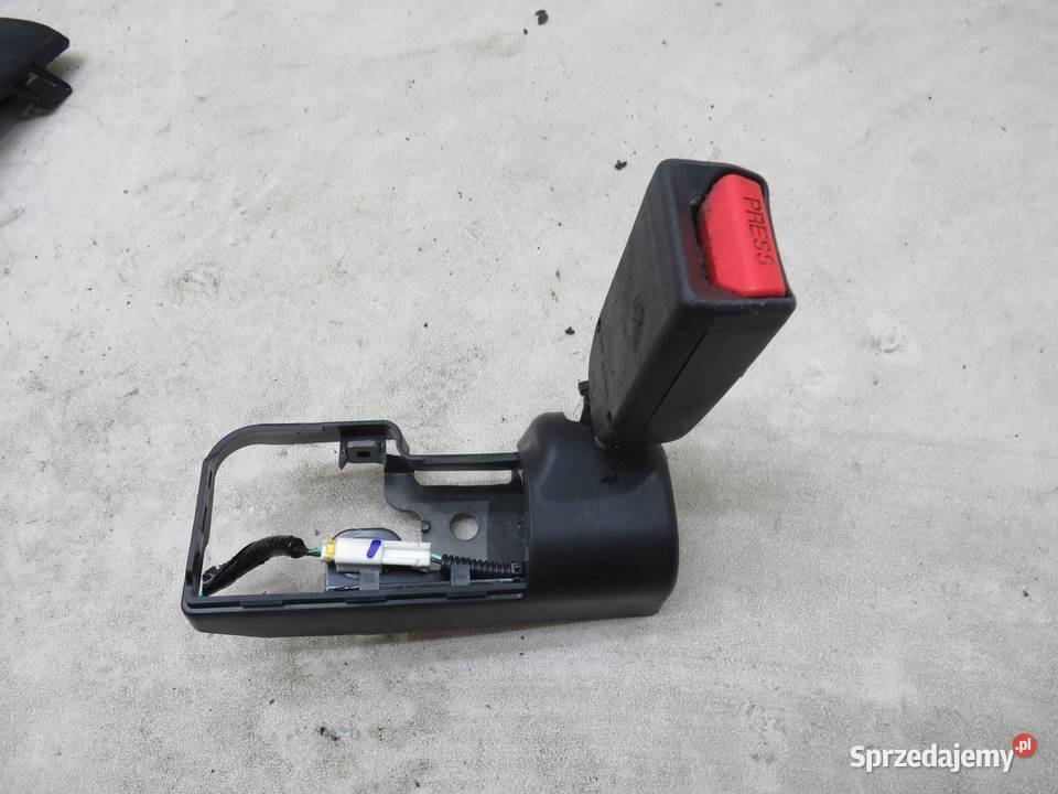 ZAPINKA PASA TYŁ CRV IV A82855T0NQ1
