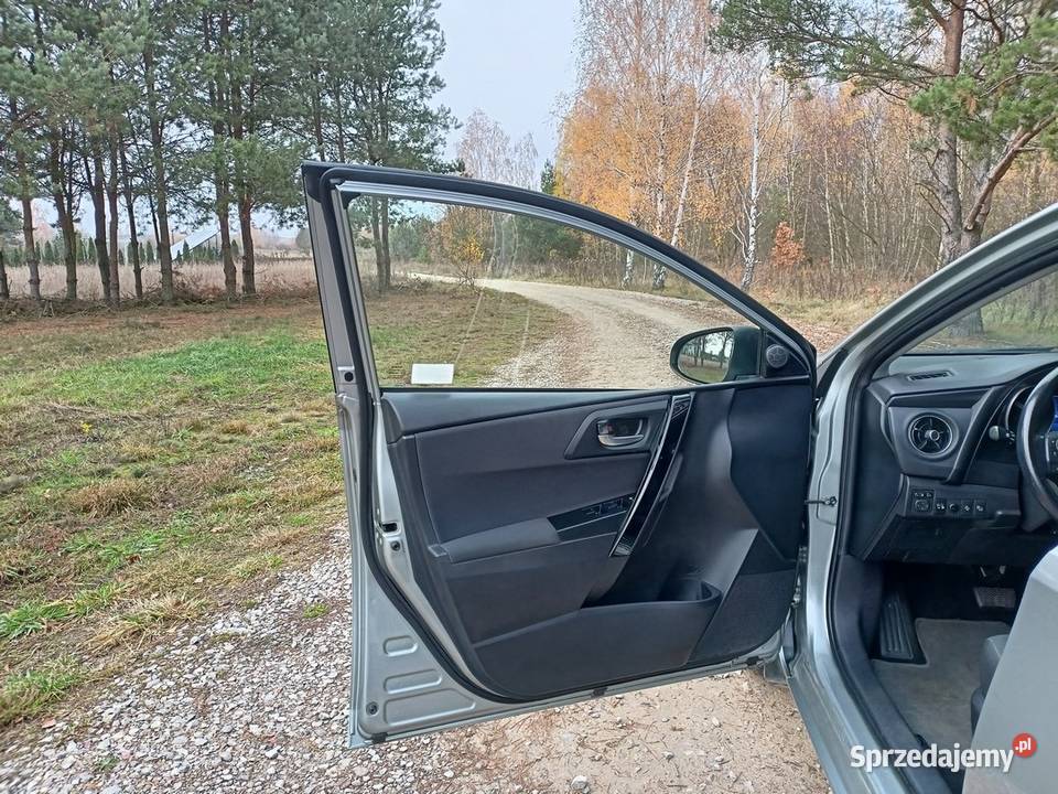 Toyota Auris 1WŁ Salon Serwis ASO Bezwypadek ASR (kontrola trakcji) Czosnów