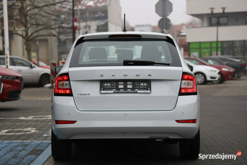 koda Fabia 10 TSI Ambition DSG III 2014