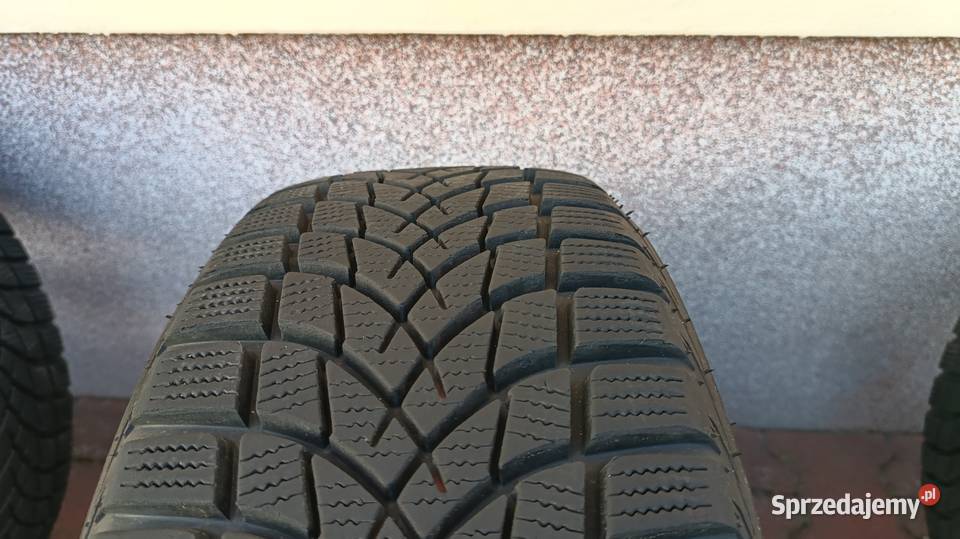Kompletne koła alufelgi 16 z oponami 20555 R16 lubelskie Dęblin