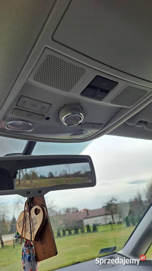 VW Touran 7 osobowy manualna śląskie Cynków