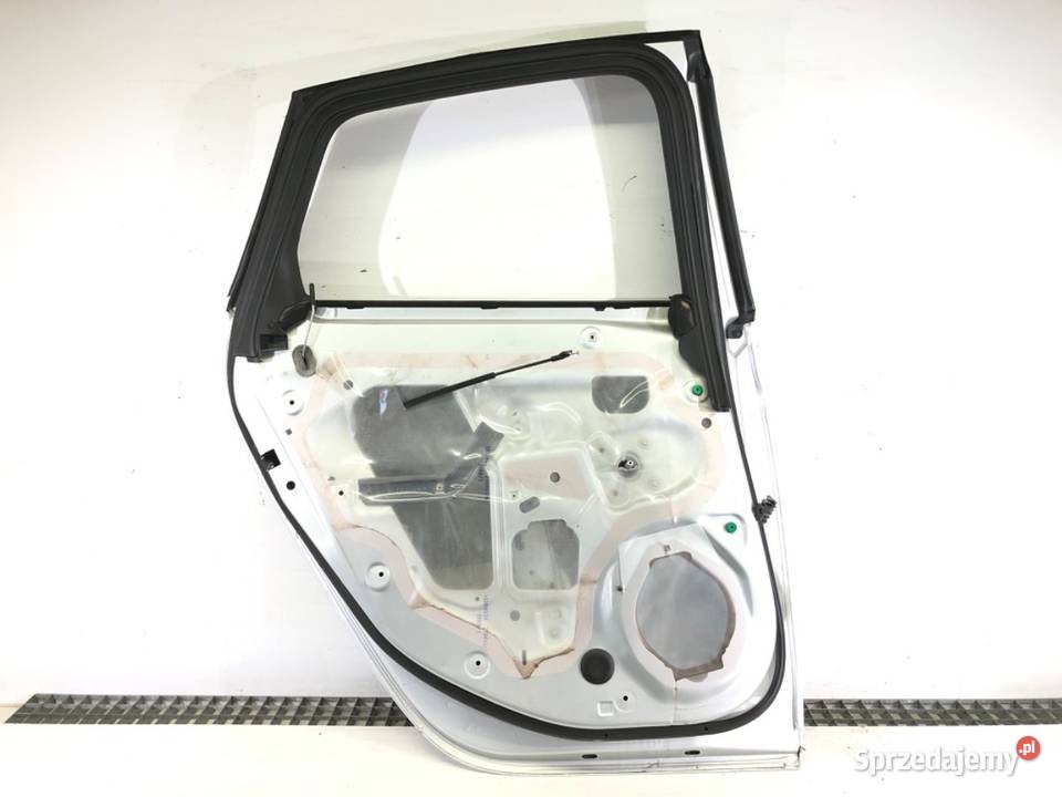 DRZWI LEWY TYŁ OPEL ASTRA J Hatchback 0915 osobowe podkarpackie sprzedam