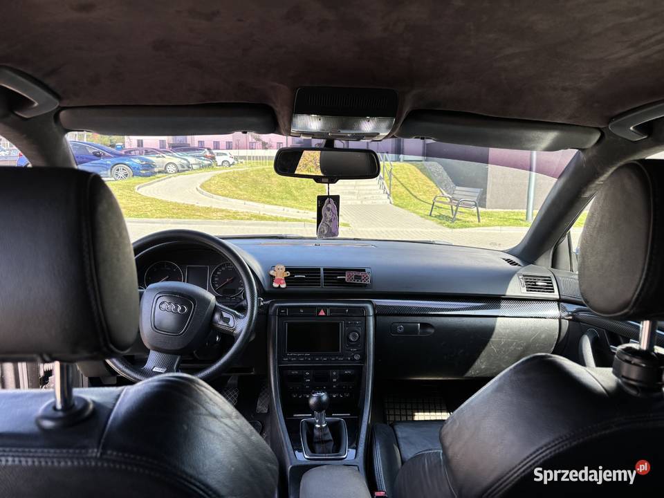 Audi A4b6 Świecie