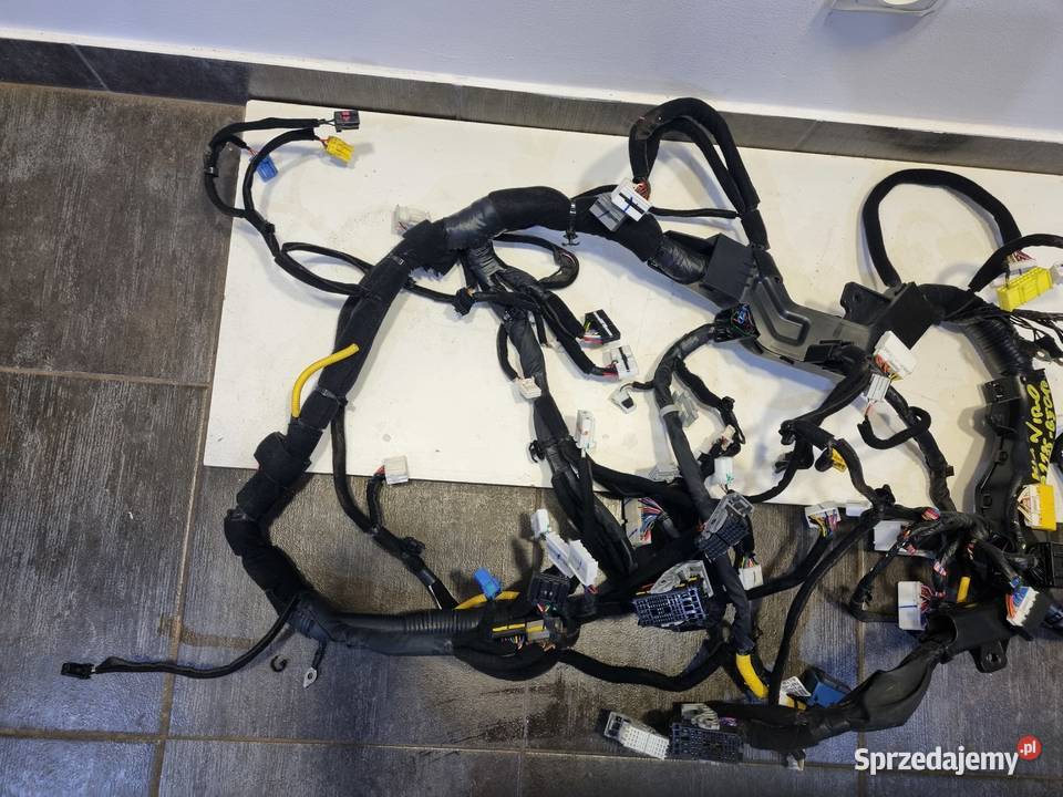 WIAZKA KONSOLI KIA NIRO 1 2017 EUROPA Skierniewice