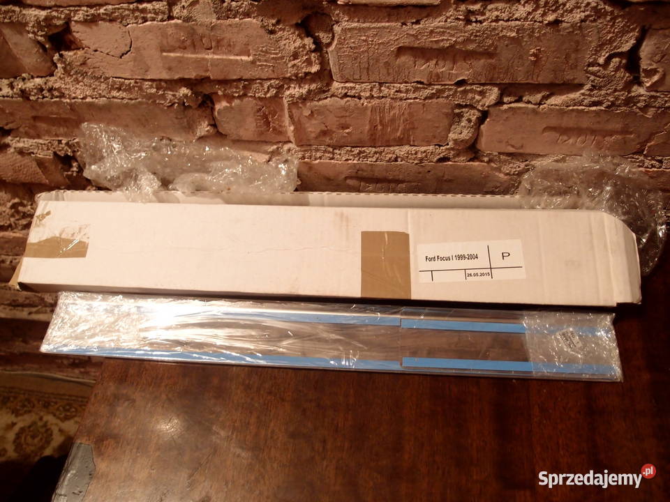 Komplet nakładki progowe Ford Focus mk1 992004 Łódź