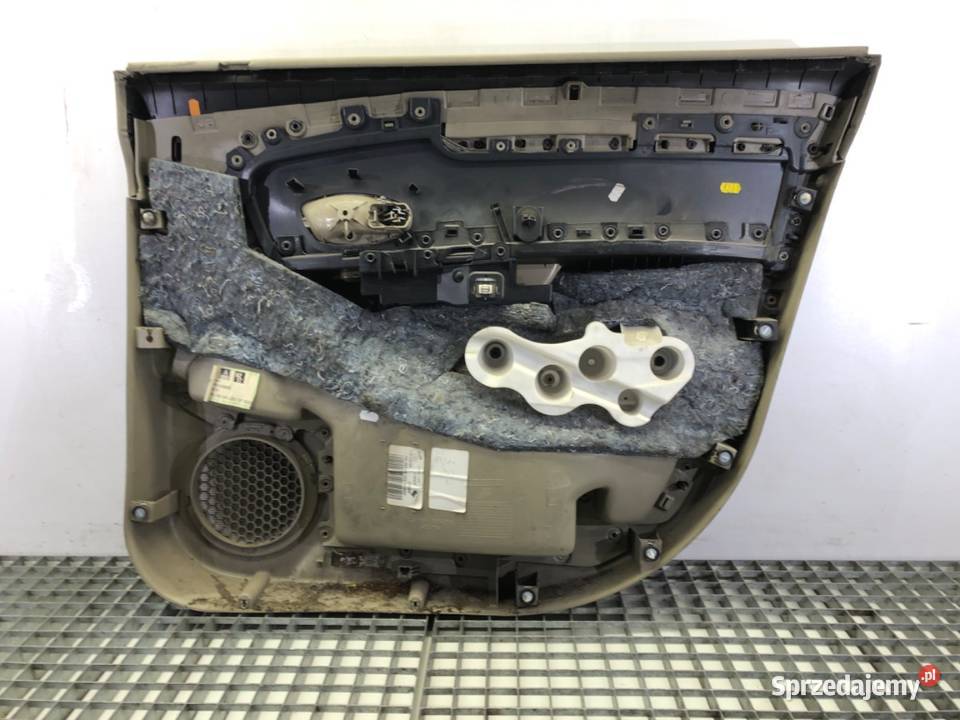 BOCZEK DRZWI LEWY PRZÓD RENAULT GRAND SCENIC III osobowe