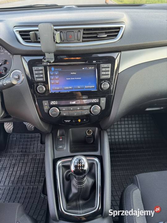 2017r Nissan Qashqai 12 115 LED Nawigacja SUV Warszawa sprzedam