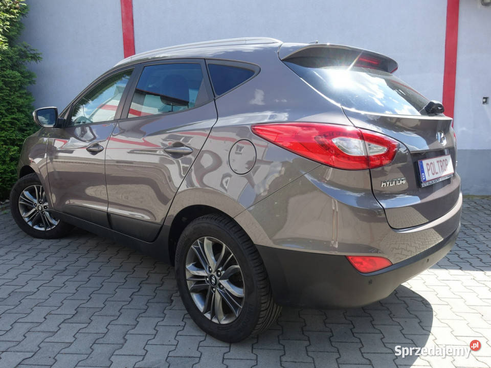 Hyundai ix35 16i Półskóra Klimatronik Alu Ledy wspomaganie kierownicy sprzedam