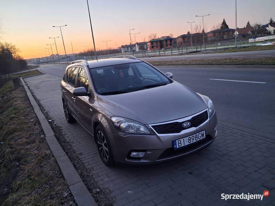 Kia Ceed 2009r 16 LPG zadbana beżowy Cee'd Białystok