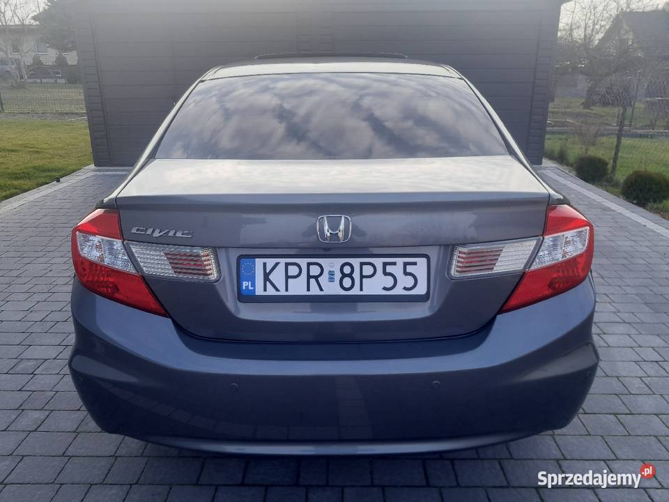 Honda Civic 18 140 BG wersja Executive gniazdo USB Radom
