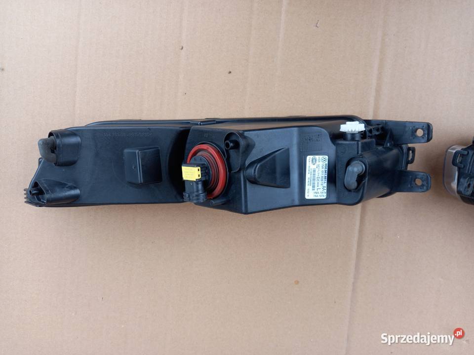 VW Passat B8 Lampa przeciwmgielna halogen LP Lampy przeciwmgielne wielkopolskie Bukownica