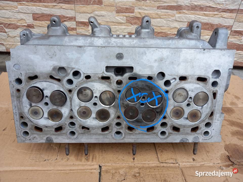 Głowica 03L103373E V260 Audi VW osobowe