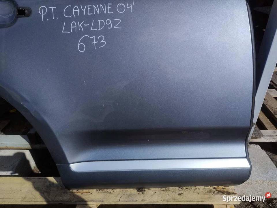 DRZWI PRAWY TYŁ LD9Z PORSCHE CAYENNE osobowe sprzedam