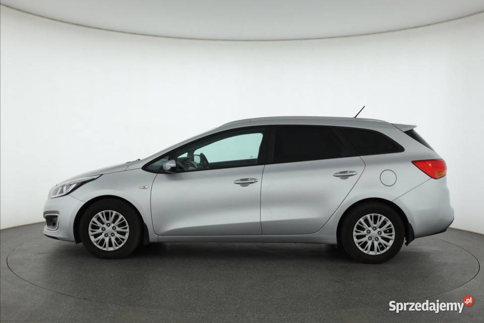 Kia Ceed 14 CRDi 4/5