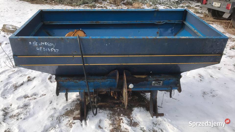 Rozsiewacz Bogballe M1 Trend 1200 do poprawek nieuszkodzony Piaski