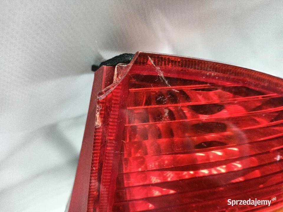 LAMPA TYŁ TYLNA PRAWA FORD FOCUS MK1 SEDAN osobowe sprzedam
