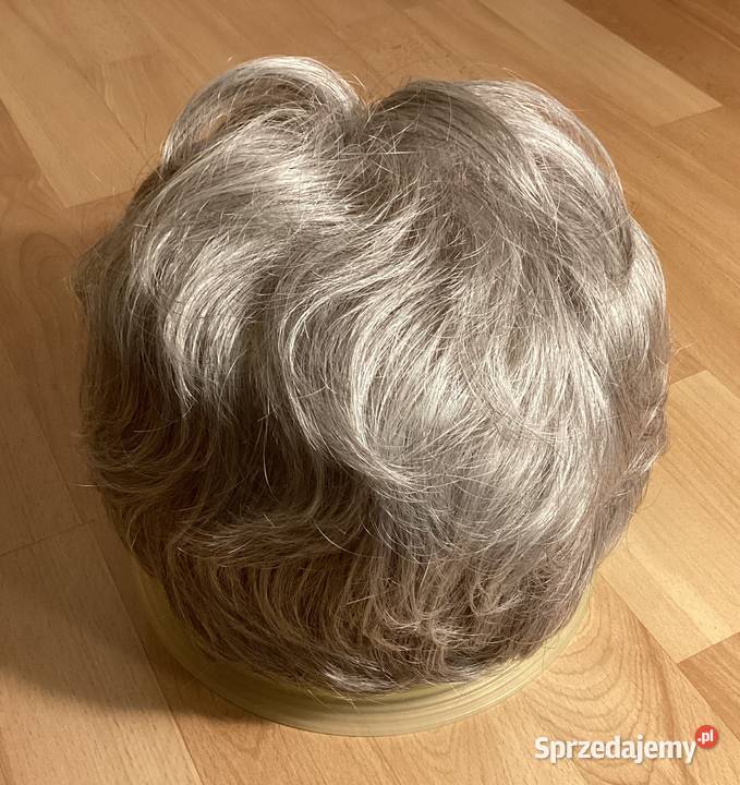Peruka damska elegancka wysoka jakość produkcja Gdynia sprzedam
