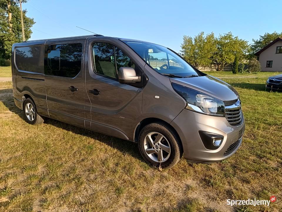Vivaro LONG 5 osobowy zarejestrowany w Polsce Podkonice Miejskie sprzedam