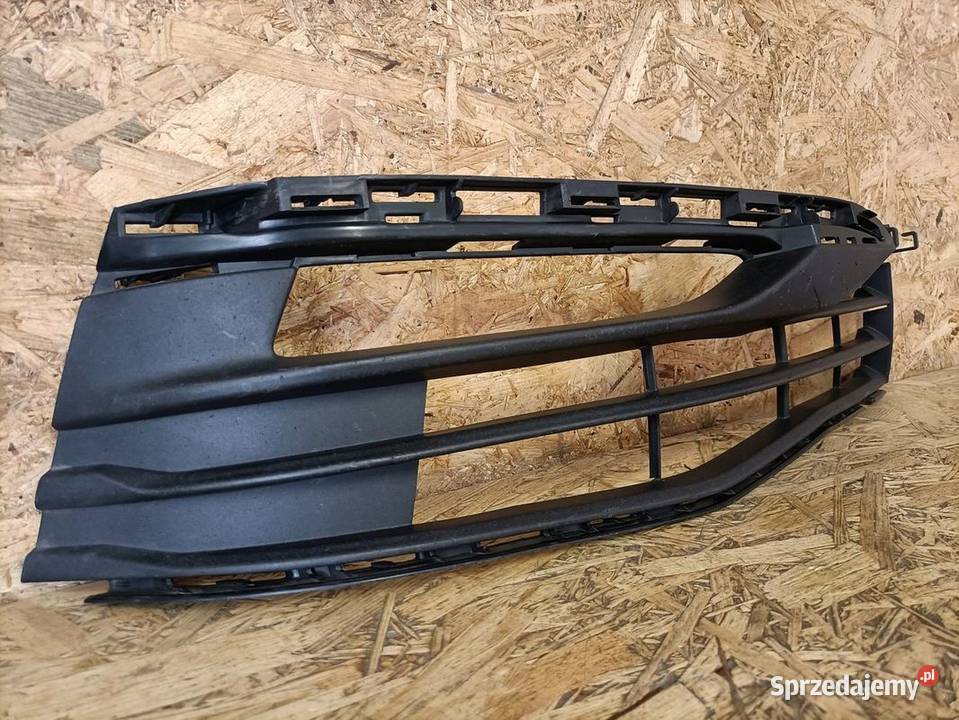 BMW 5 G30 G31 KRATKA ZDERZAKA PRAWY PRZÓD Karoseria Pleszew