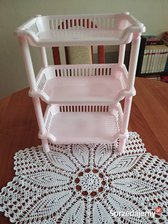 Mały 3 poziomowy regał