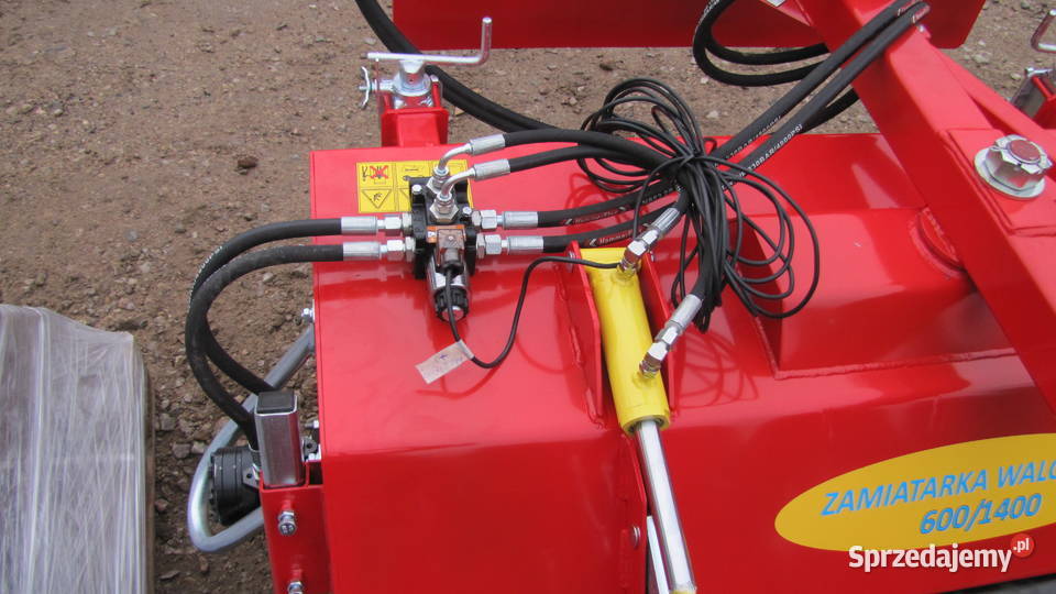 Zamiatarka walcowa 6001400 montaż na płycie Węgrów