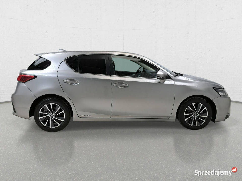 Lexus CT I 2010 Komorniki sprzedam