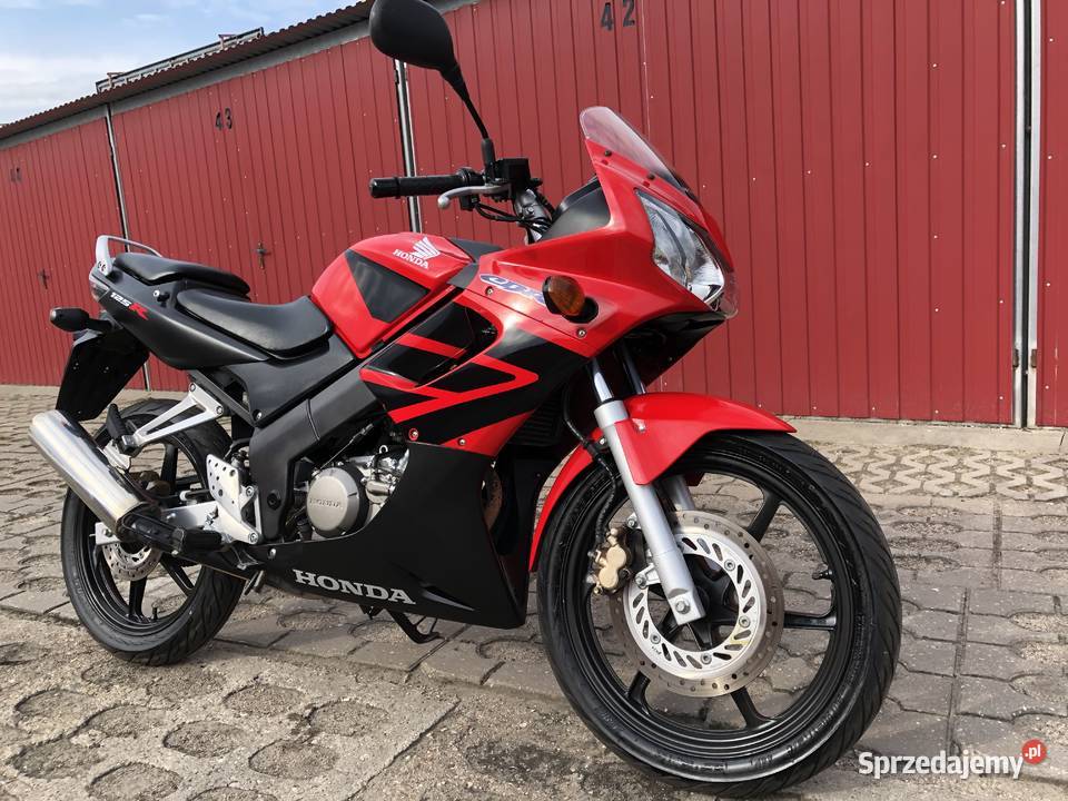Honda CBR 125 R super stan NOWA 11 Rok produkcji 2004 Żyrardów