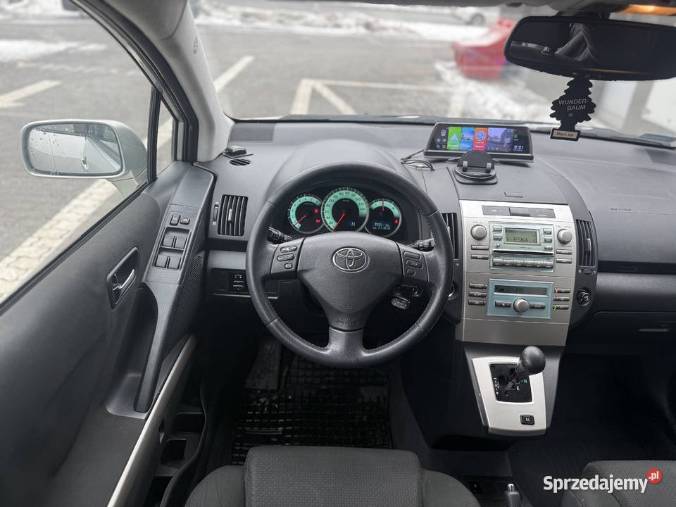 Toyota Corolla Verso 18 VVTI Automat 7 osobowa Łódź