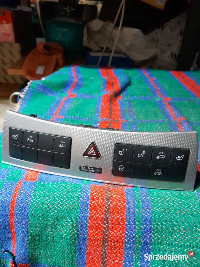 Mercedes W209 W203 panel grzanych foteli Rok produkcji 2006 Gdańsk