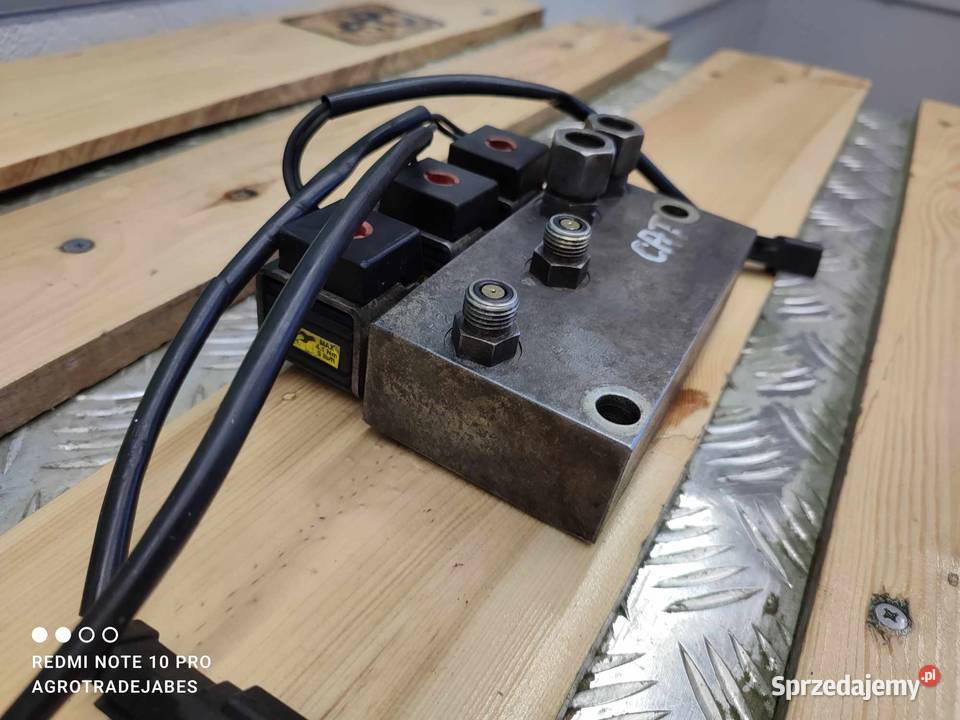 Blok zaworowy CAT TH 62 AS486186 Wilkowo sprzedam