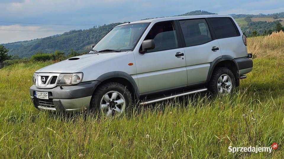 Nissan Terrano 27 off road 4x4
