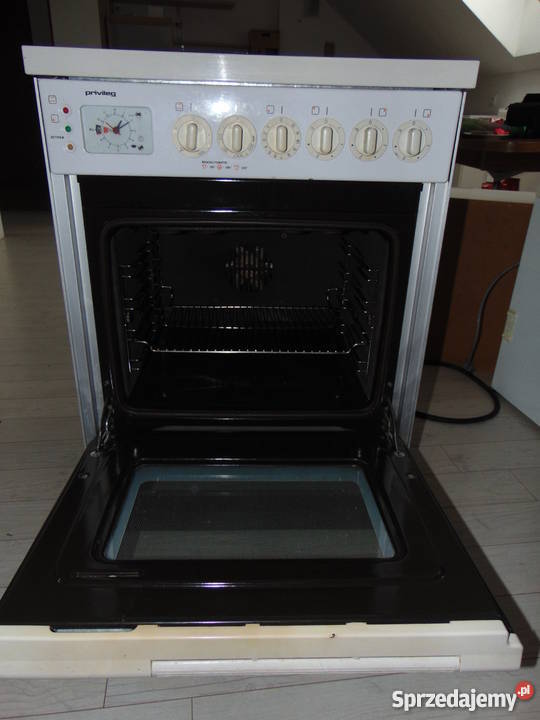 meble kuchenne ze sprzętemAGD domek Oleśnica