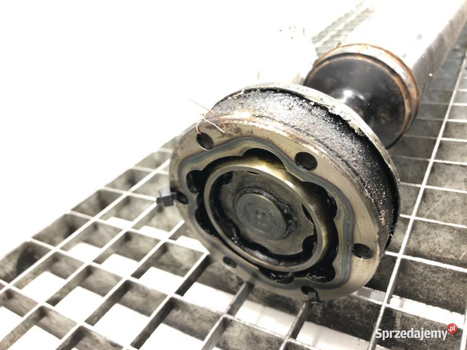 WAŁ NAPĘDOWY TYŁ AUDI Q7 4M SUV 30 272 4M0521101