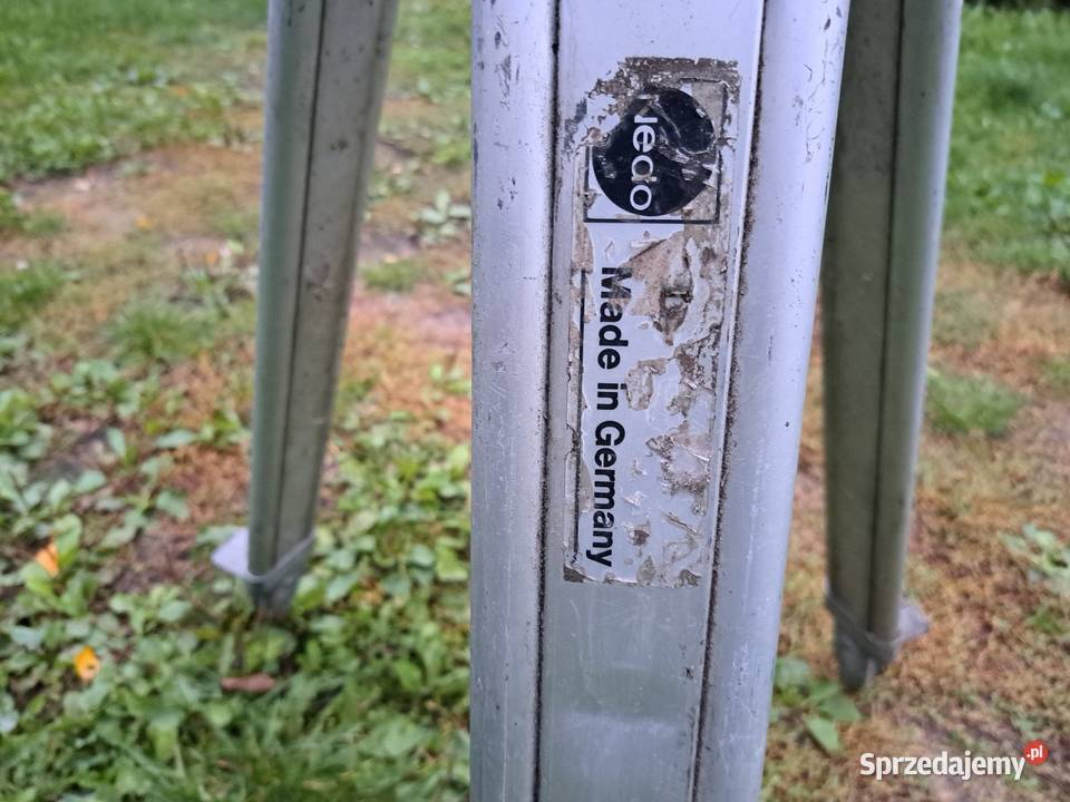 Stojak do niwelatora