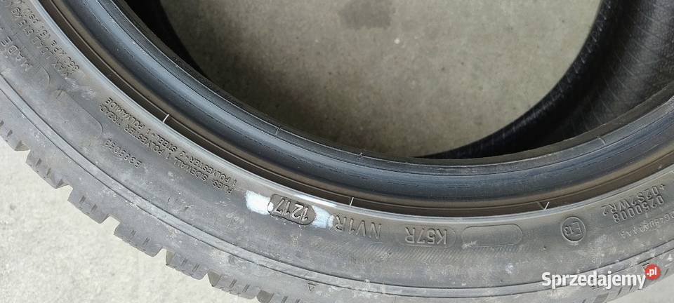 Opony 1722545 Dunlop Zimowe 17cale Kalisz sprzedam