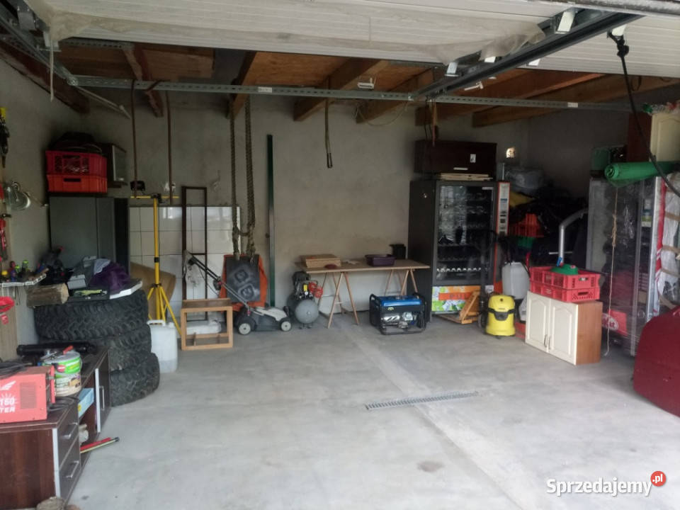 Sprzedam dom wolnostojący garaż