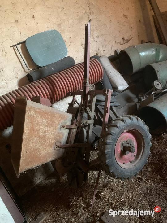 Rozsiewacz nawozu kos śląskie Sarnów sprzedam